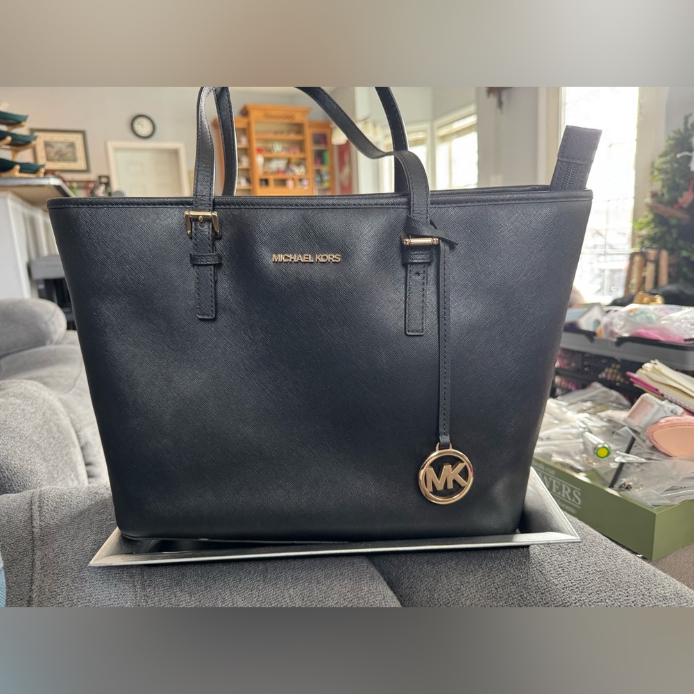 Michael Kors Black Tote Bag NO CALLOUTS!